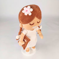 BibleGirl dresses modestly, reads the Bible and prays. The perfect example for young girls. Gift idea for Christian girls. From Jesusdoll.com.